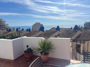 2 bed. amazing sea views
